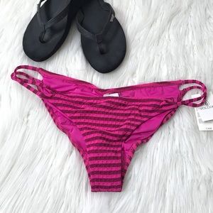💕3 for $20!💕 NWT Volcom Bikini Bottoms